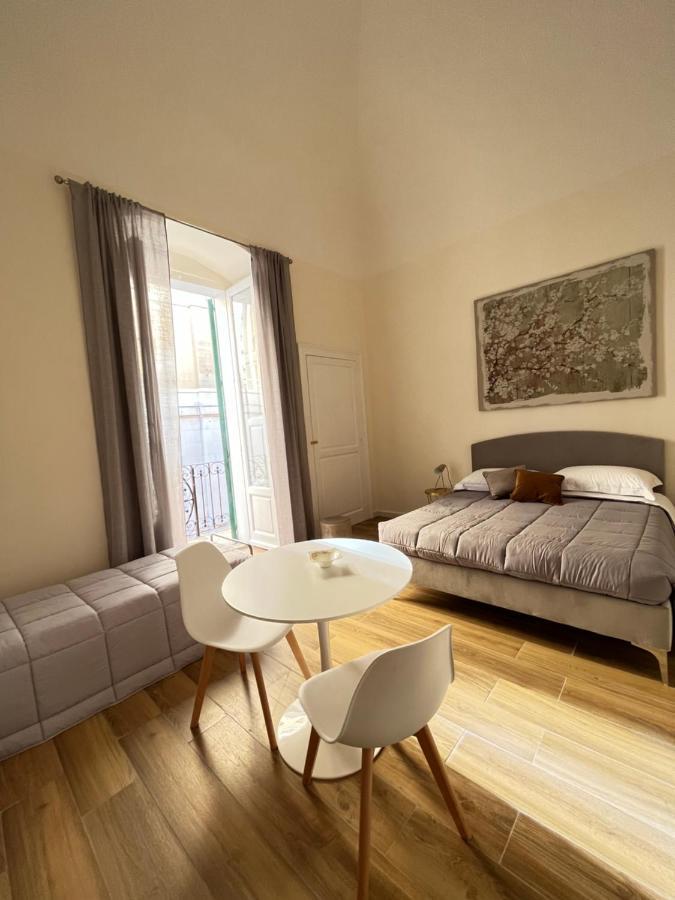 Suite Murat Bari Exterior photo